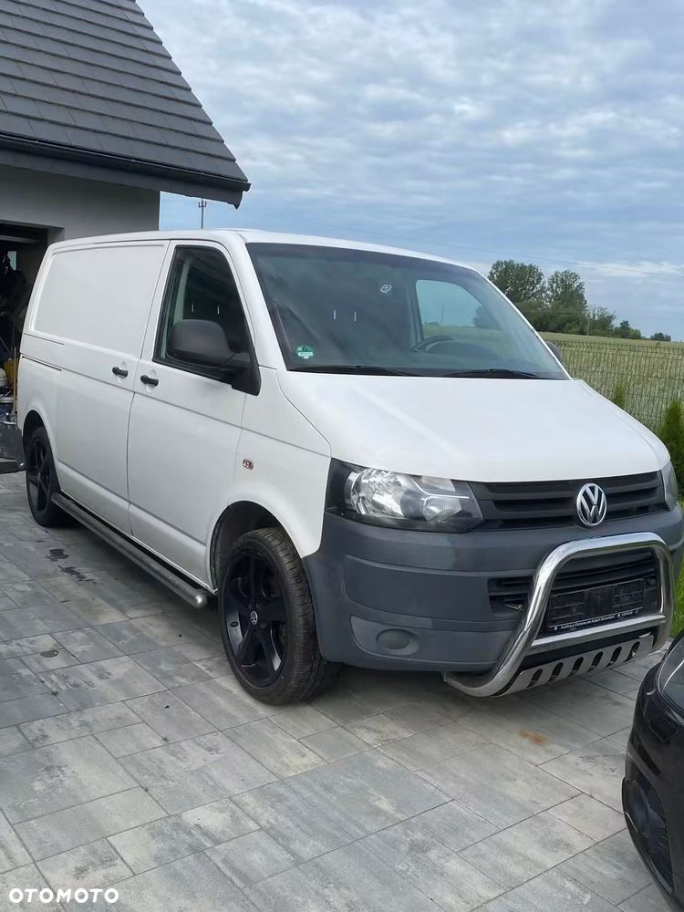 Volkswagen Transporter - 2