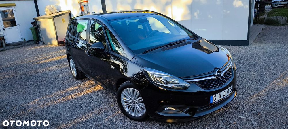 Opel Zafira - 24