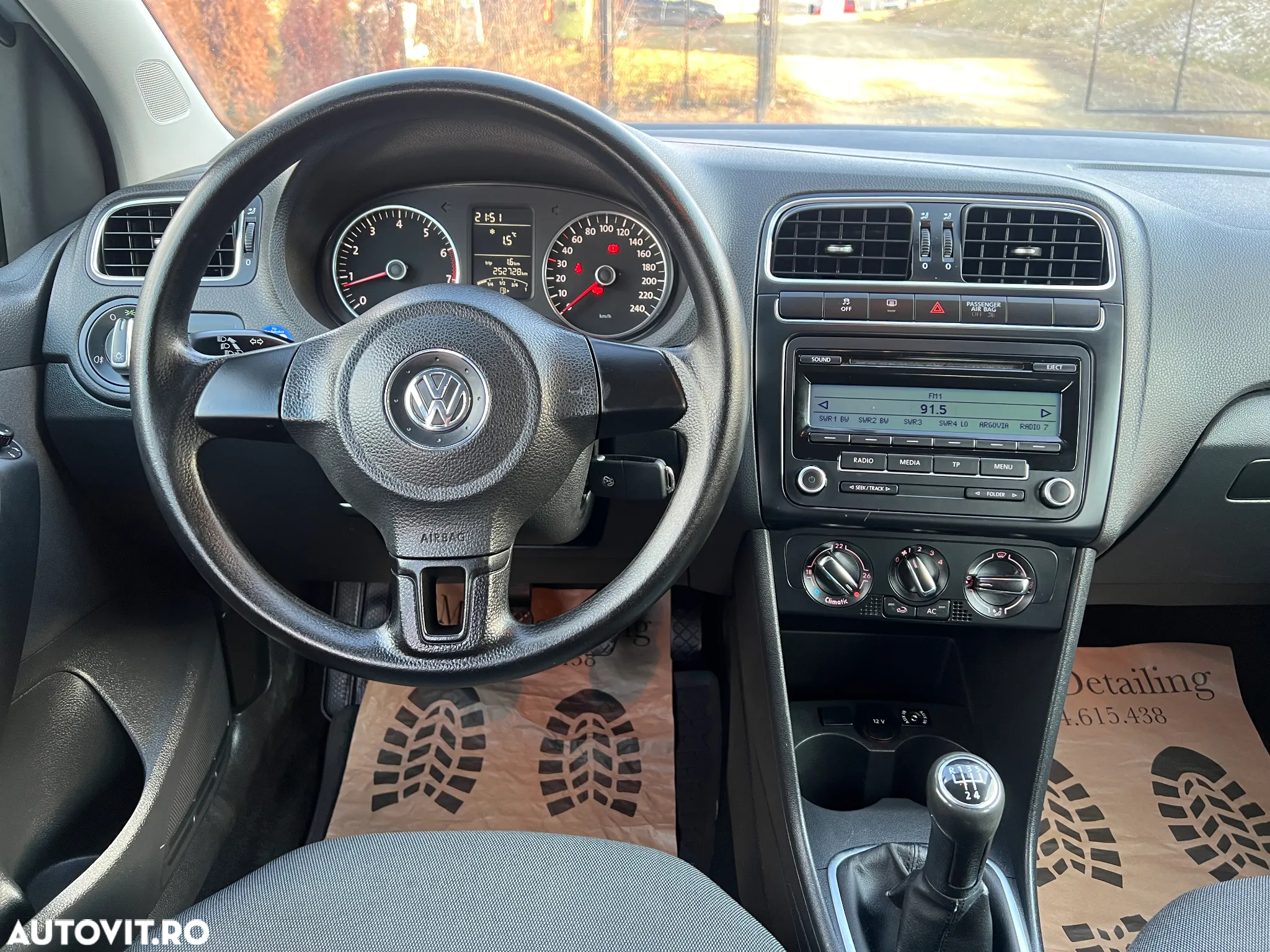 Volkswagen Polo 1.4 Comfortline - 11