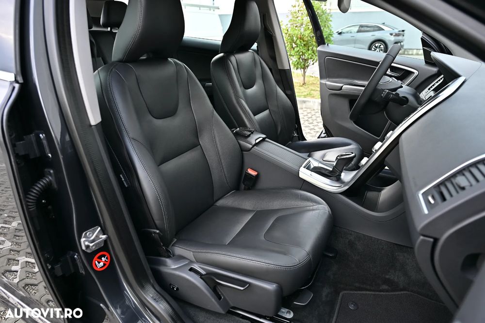 Volvo XC 60 D4 AWD Geartronic Summum - 21