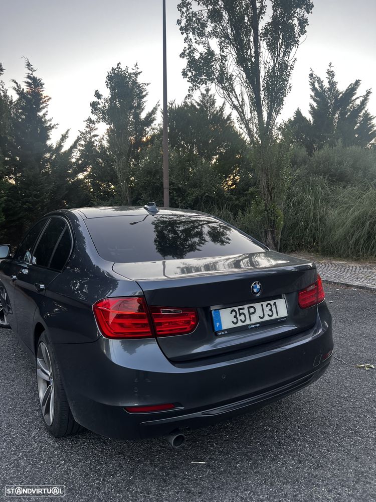 BMW 318 d Line Sport — fotografia 16