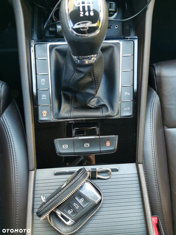 Skoda Superb 2.0 TDI L&K - 20
