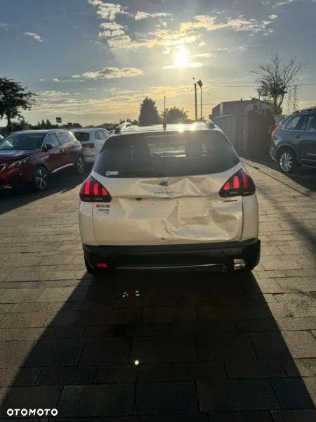 Peugeot 2008 1.5 BlueHDi GT Line S&S - 10