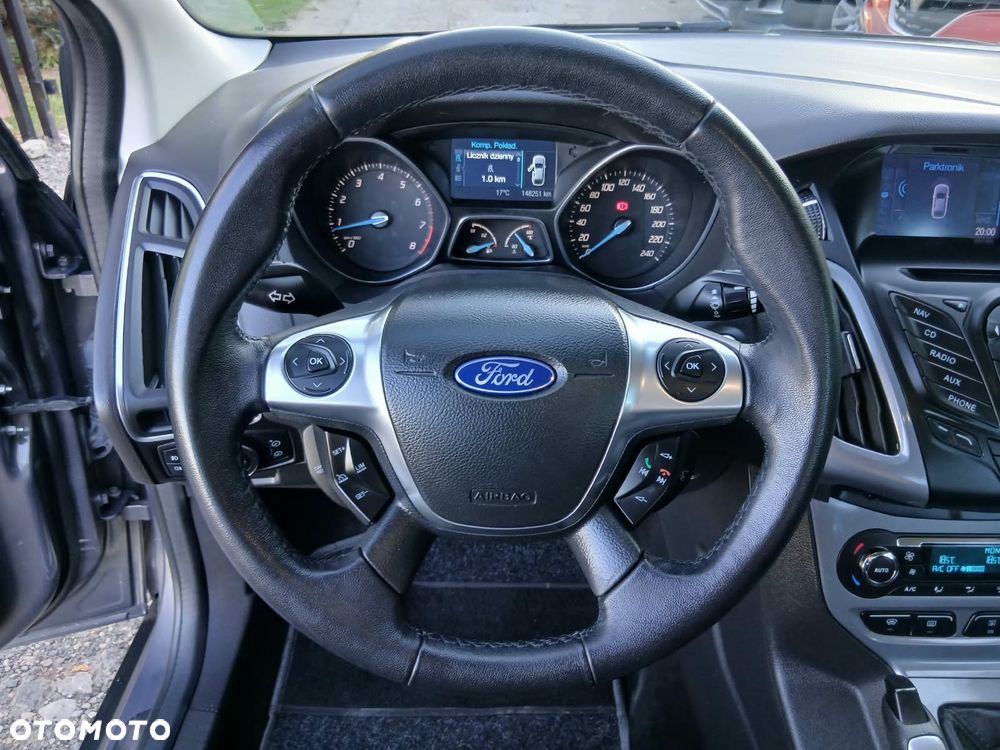 Ford Focus 1.6 Ti-VCT Titanium - 24