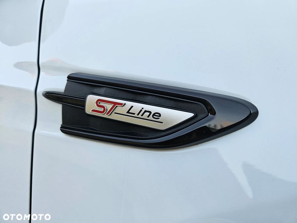 Ford Kuga - 18
