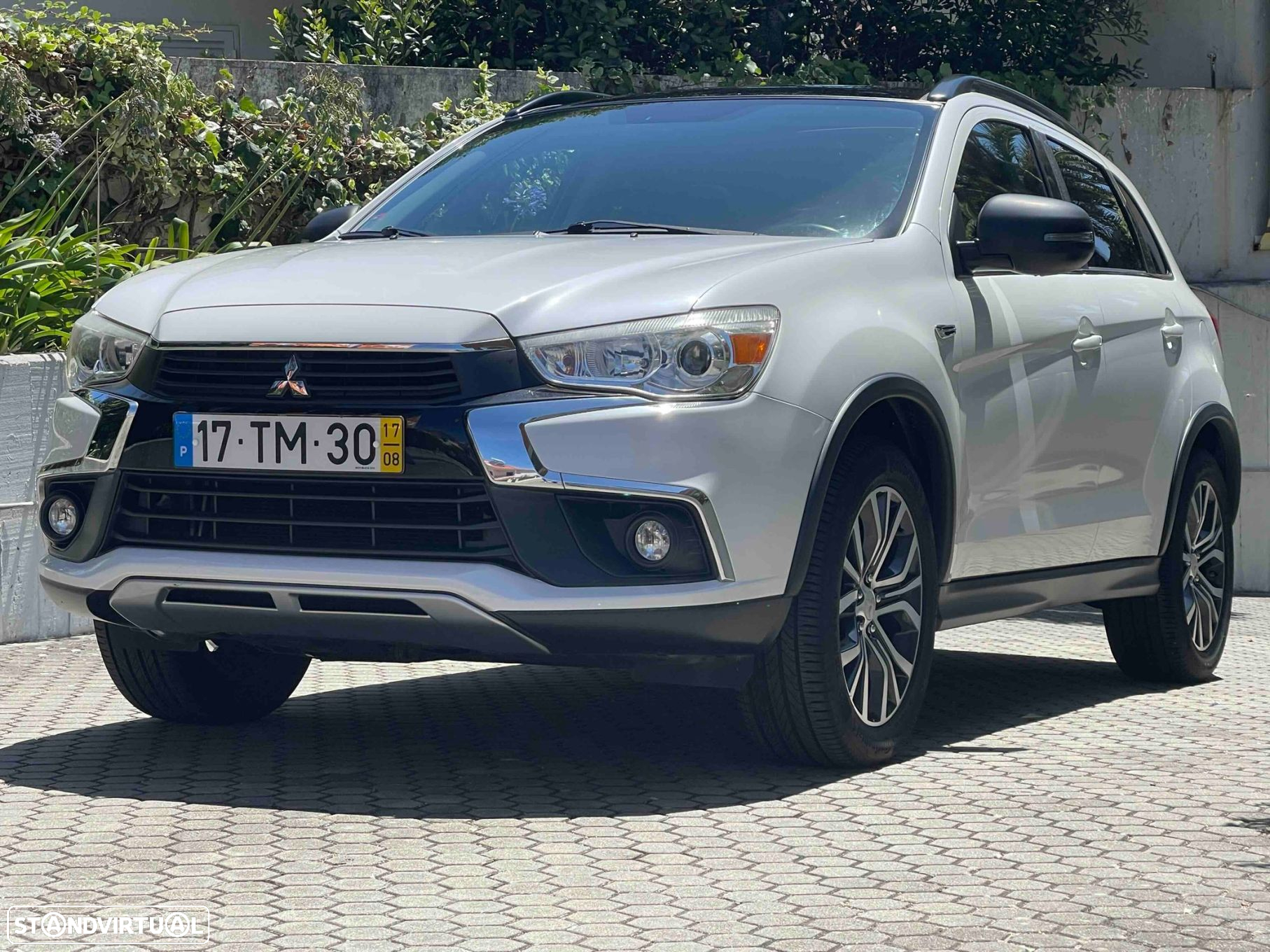 Mitsubishi ASX 1.6 MIVEC Intense Connect Edition - 17