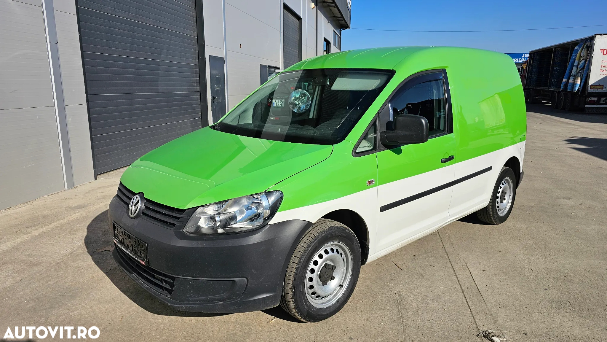 Volkswagen Caddy 1.6 TDi - 2