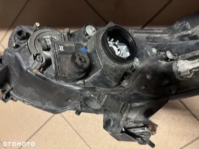 LAMPA PRZÓD LEWA PRAWA MAZDA 5 I - 9