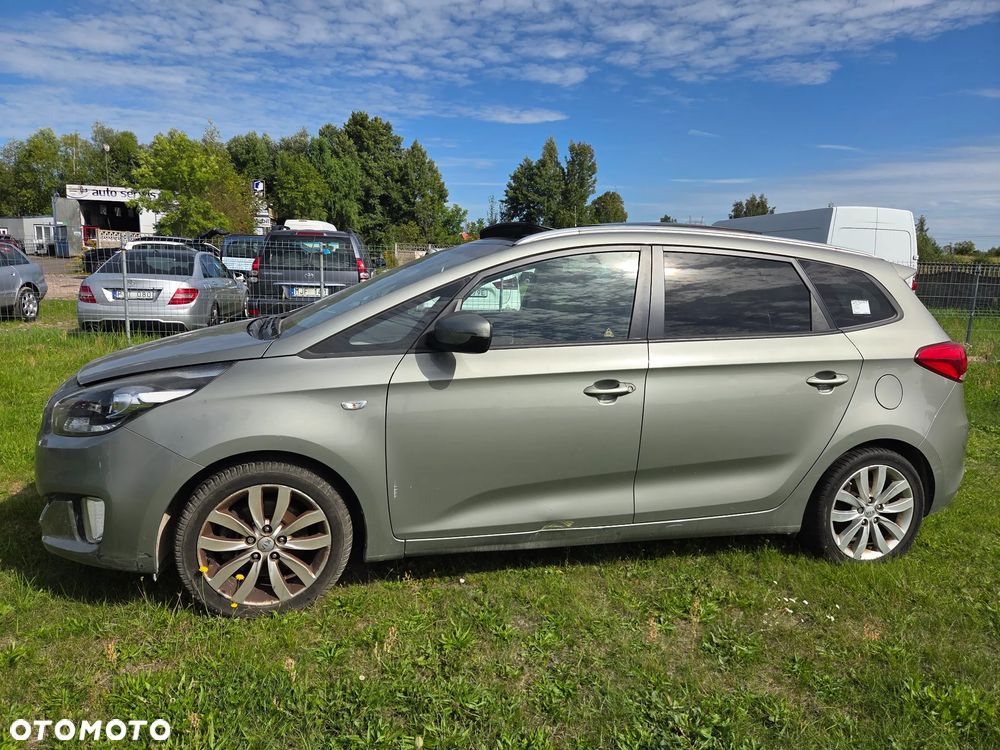 Kia Carens 1.6 GDI L 7os - 4