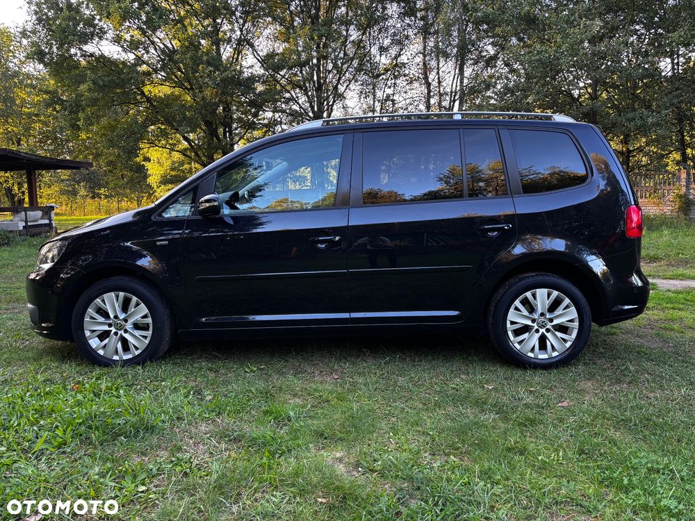 Volkswagen Touran - 11