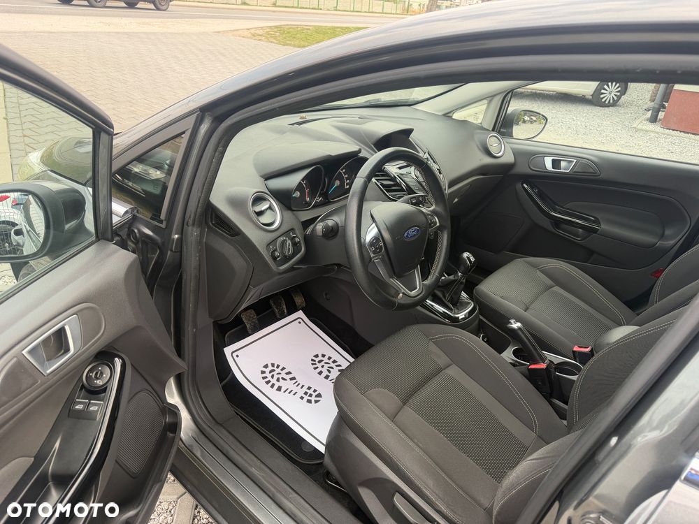 Ford Fiesta 1.0 EcoBoost S&S TITANIUM - 17