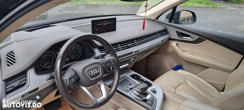 Audi Q7 - 10