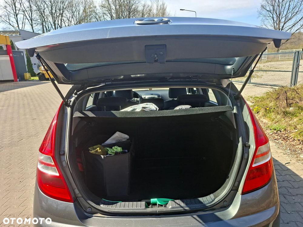 Hyundai i30 2.0 Style - 10