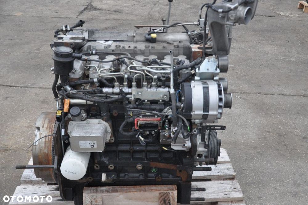 SILNIK LAMBORGHINI SPARK 140 VRT NR 1682361007 / D18E-02 - 1