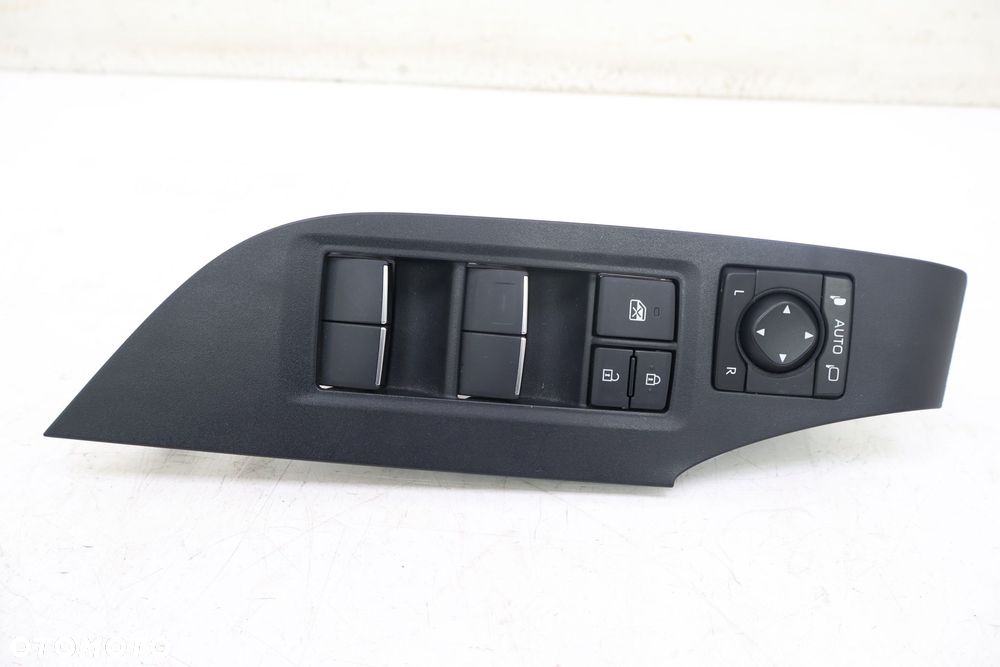 TOYOTA RAV4 V PRZEŁĄCZNIK PANEL SZYB LEWY PRZÓD 84040-42030 - 1