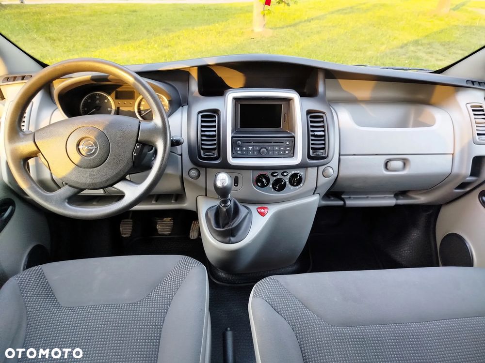 Opel Vivaro - 13