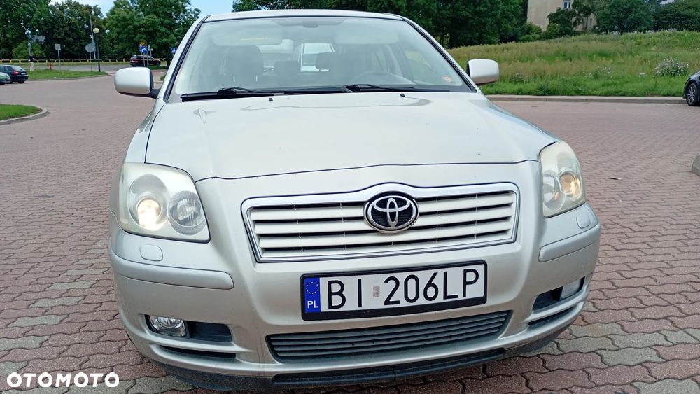 Toyota Avensis 2.0 VVT-i Automatik Executive - 1