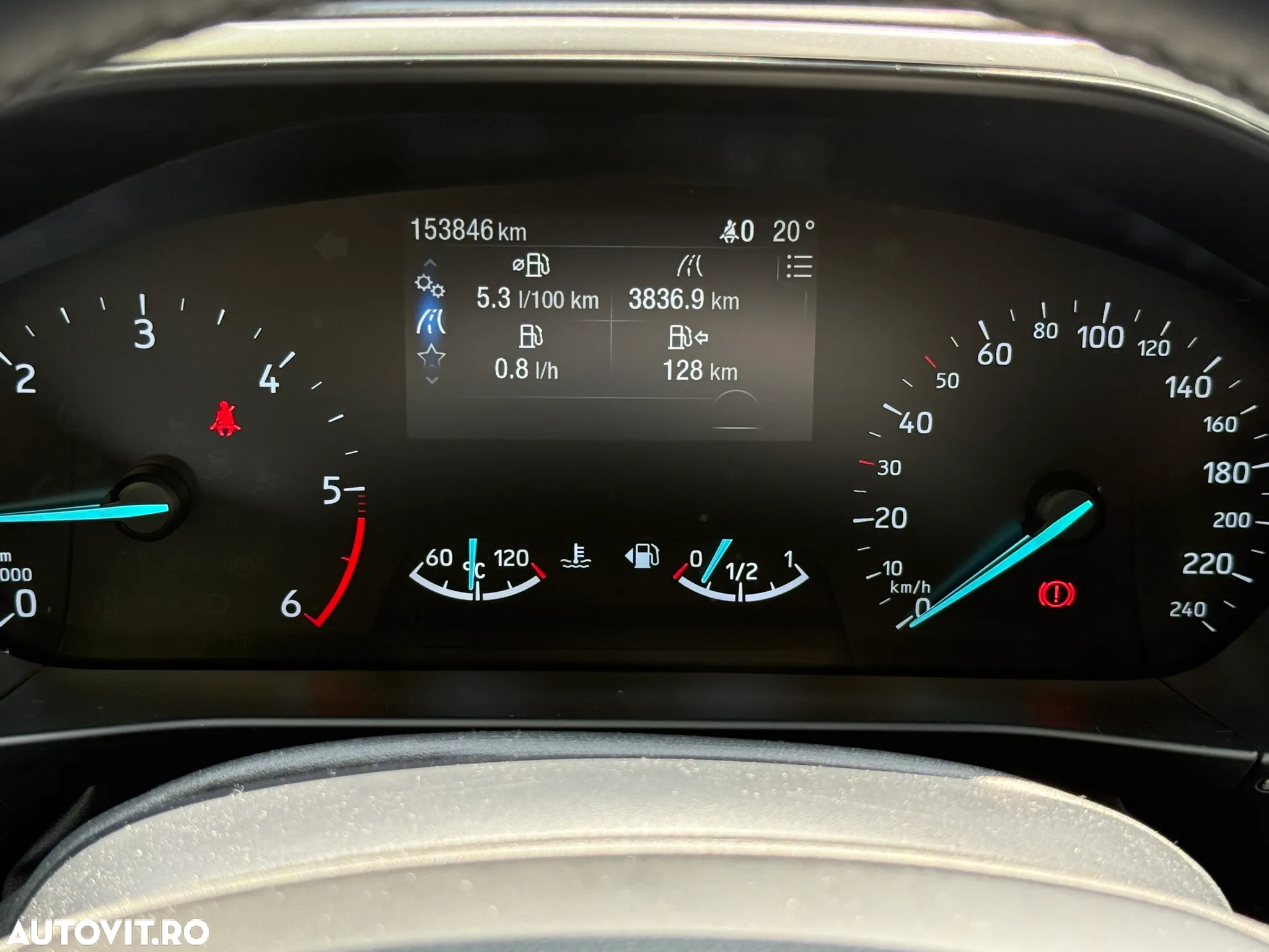 Ford Focus Turnier 1.5 EcoBlue Start-Stopp-System TITANIUM - 21