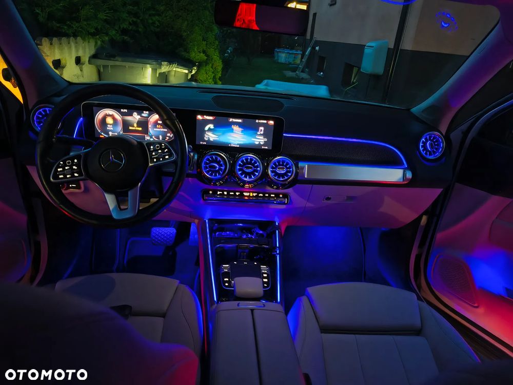 Mercedes-Benz GLB 250 8G-DCT - 25