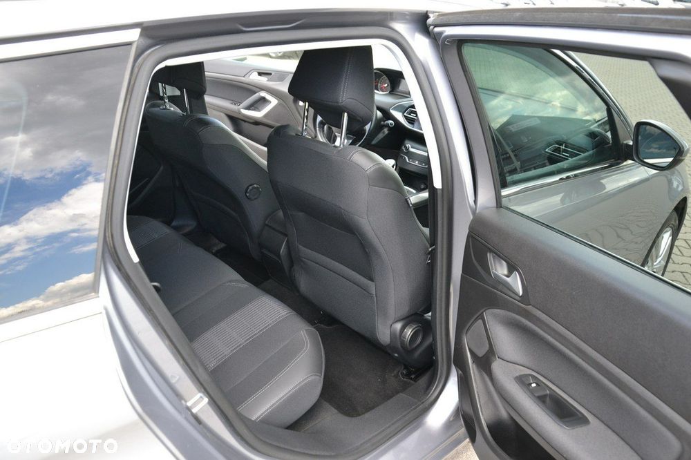 Peugeot 308 - 16