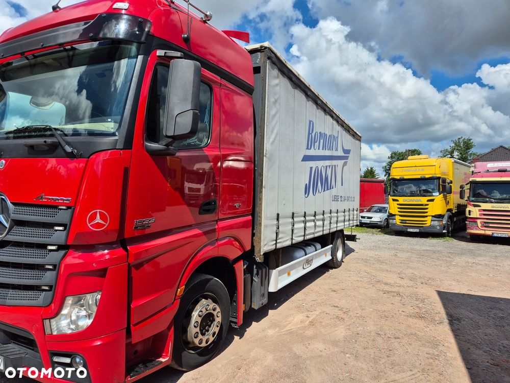 Mercedes-Benz Actros MP4 - 14