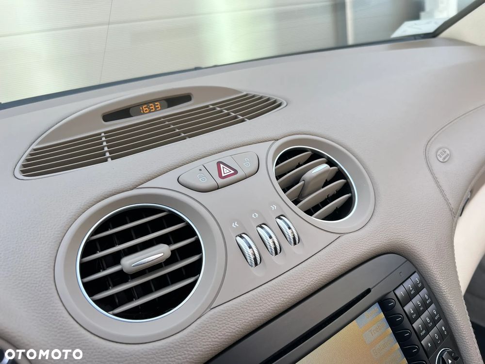 Mercedes-Benz SL 500 7G-TRONIC - 23