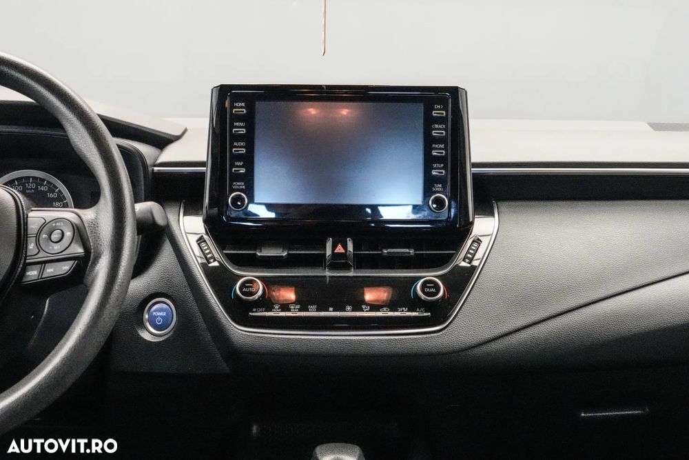 Toyota Corolla 1.8 HSD Dynamic - 18