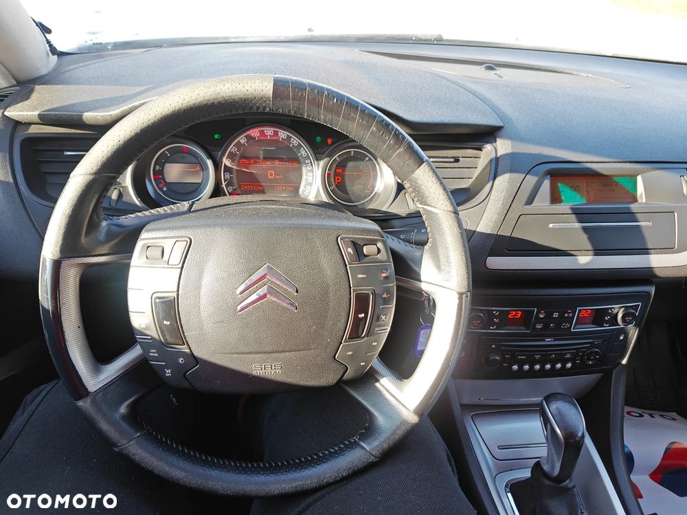 Citroën C5 HDi 135 FAP Confort - 19
