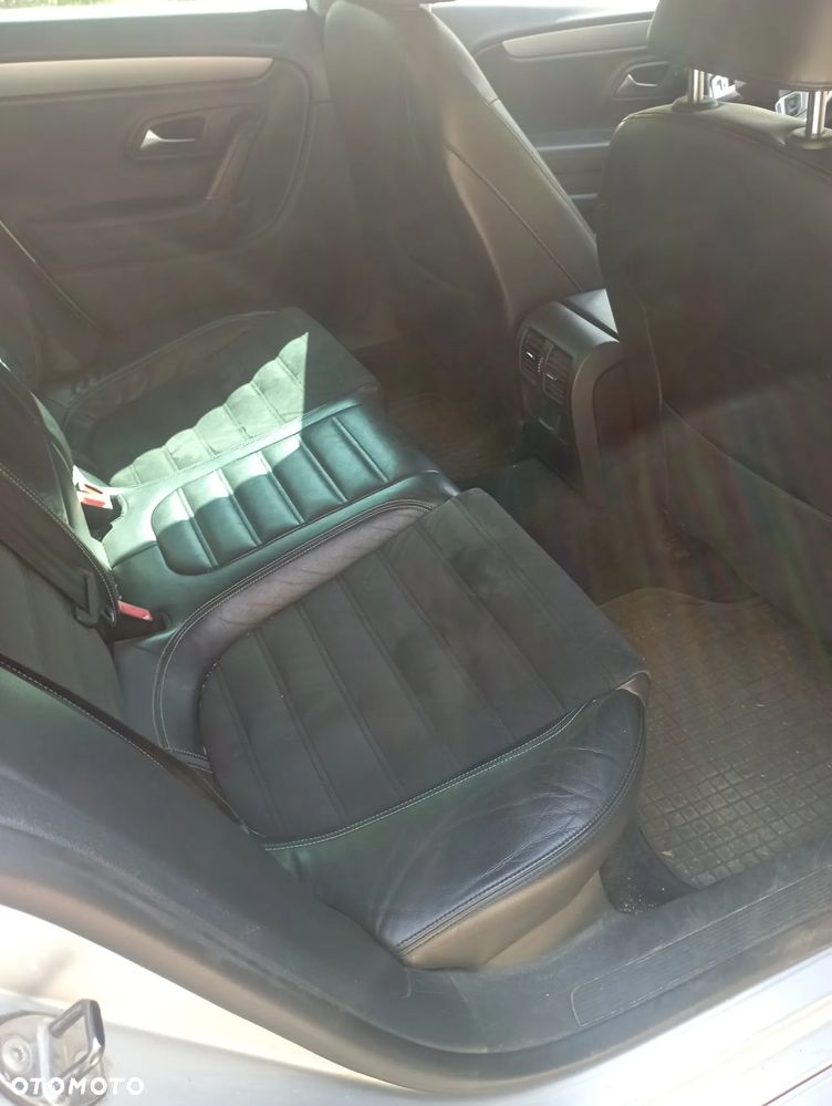Volkswagen Passat 2.0 TDI DPF DSG R-Line Edition Plus - 7