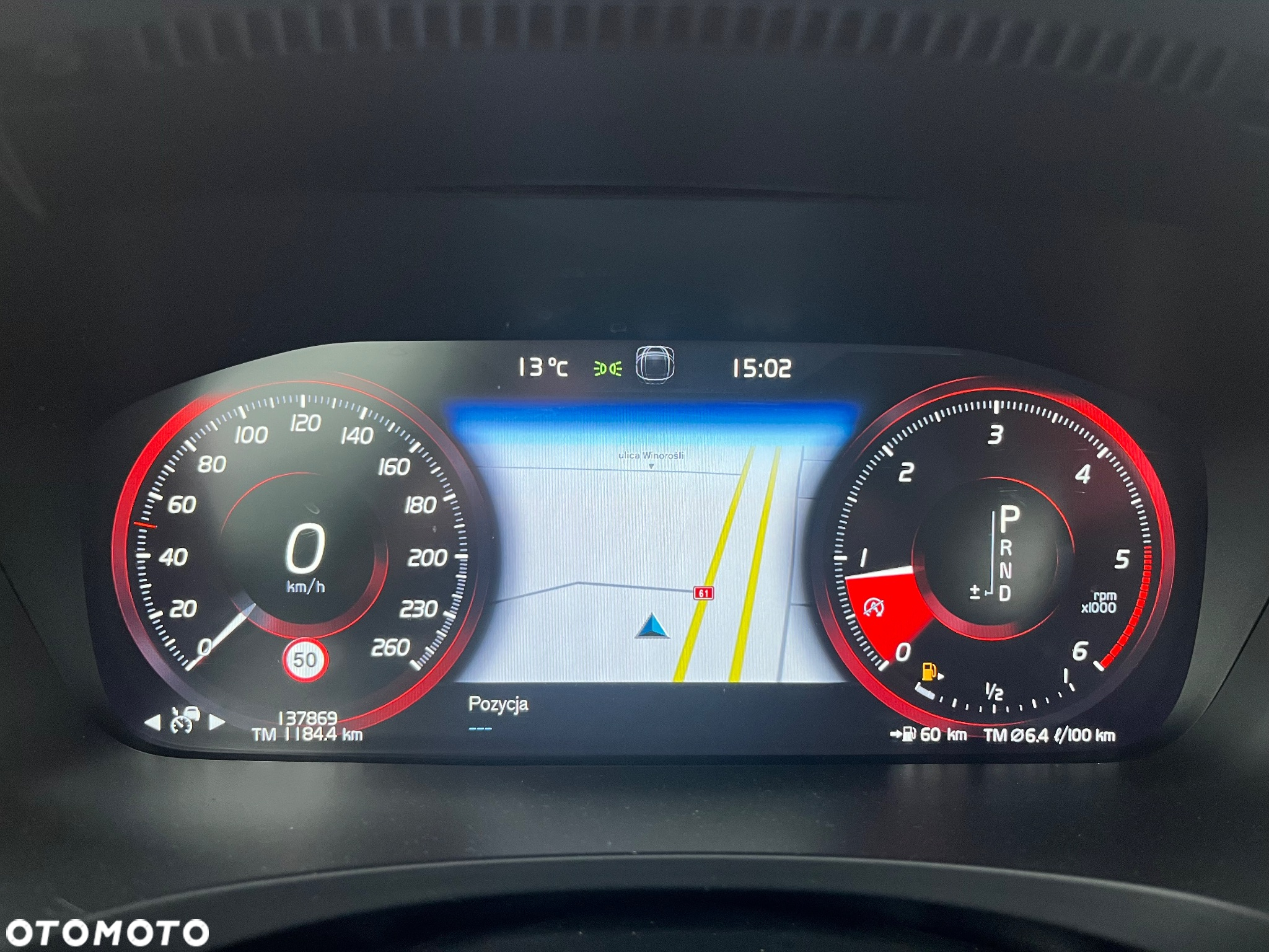 Volvo V90 D4 SCR Momentum Pro - 19
