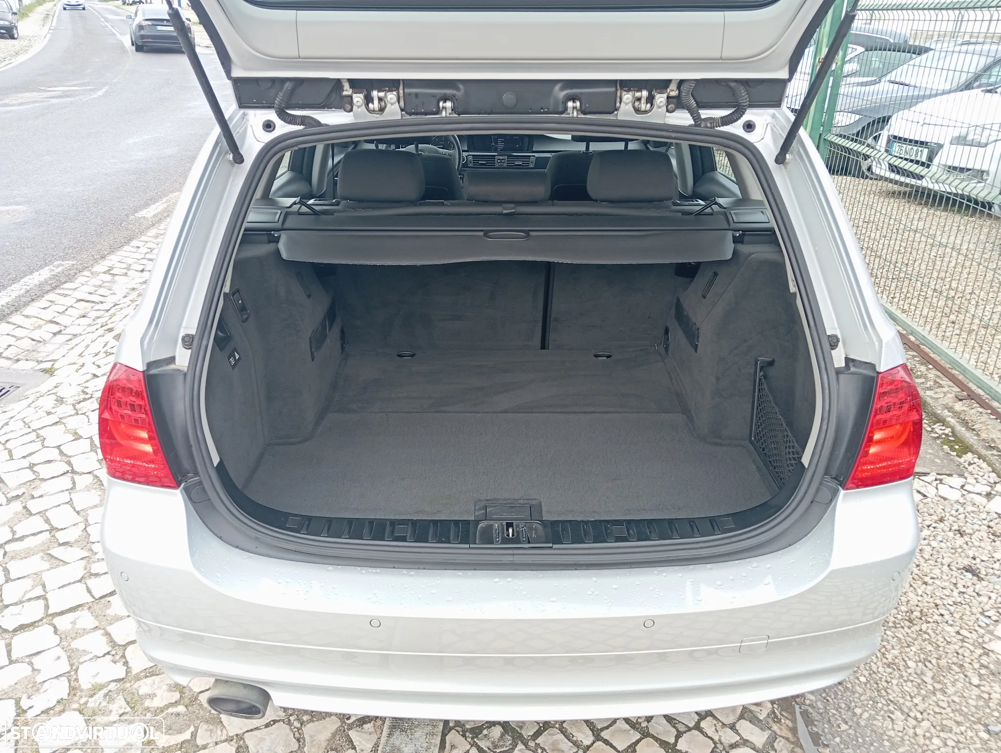 BMW 320 d Touring Navigation Sport - 18
