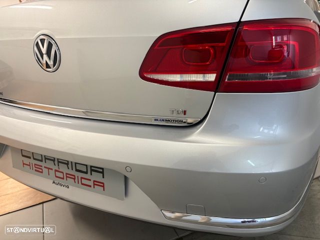VW Passat 1.6 TDI BlueMotion - 34