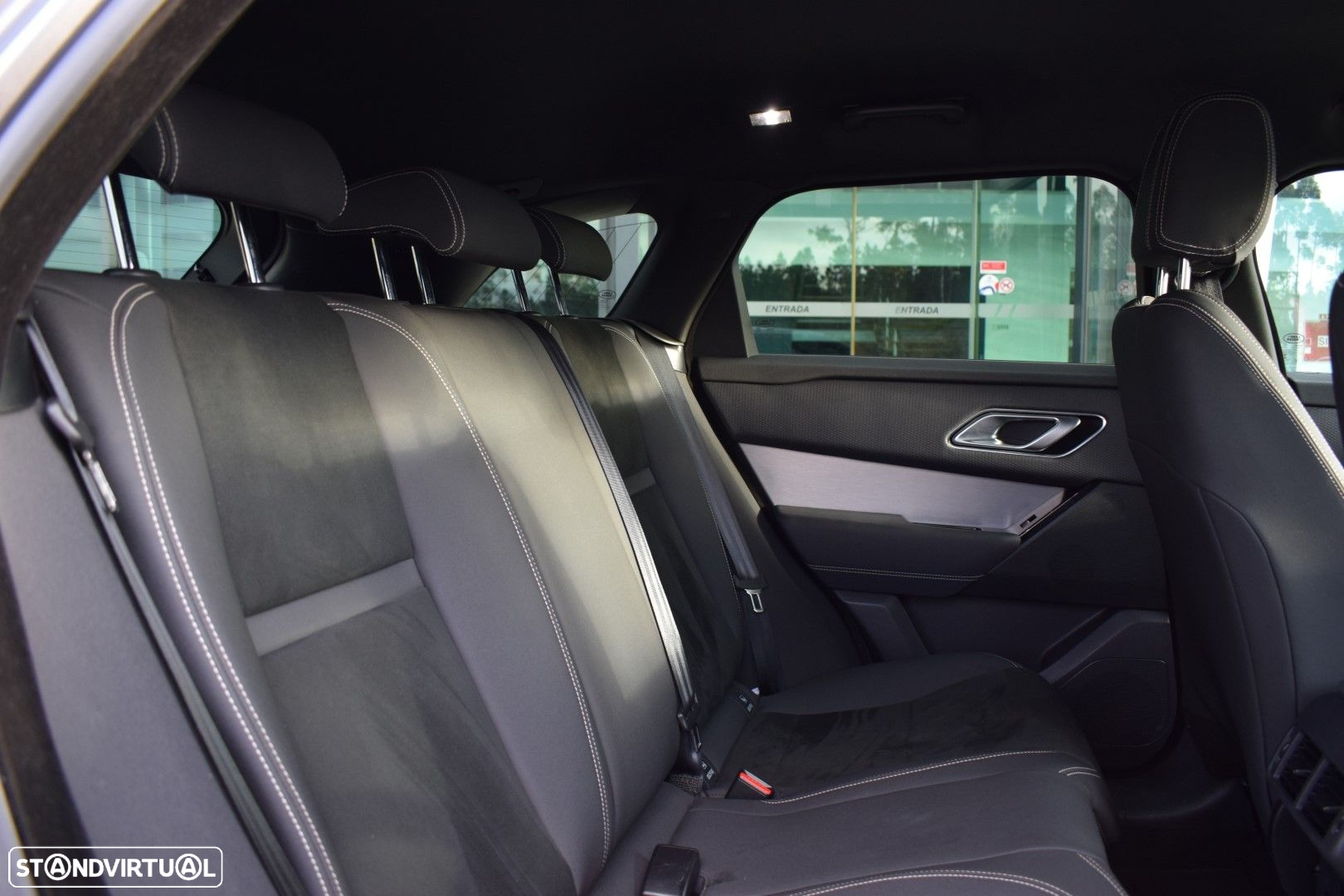 Land Rover Range Rover Velar 2.0 D200 AWD R-Dynamic - 56