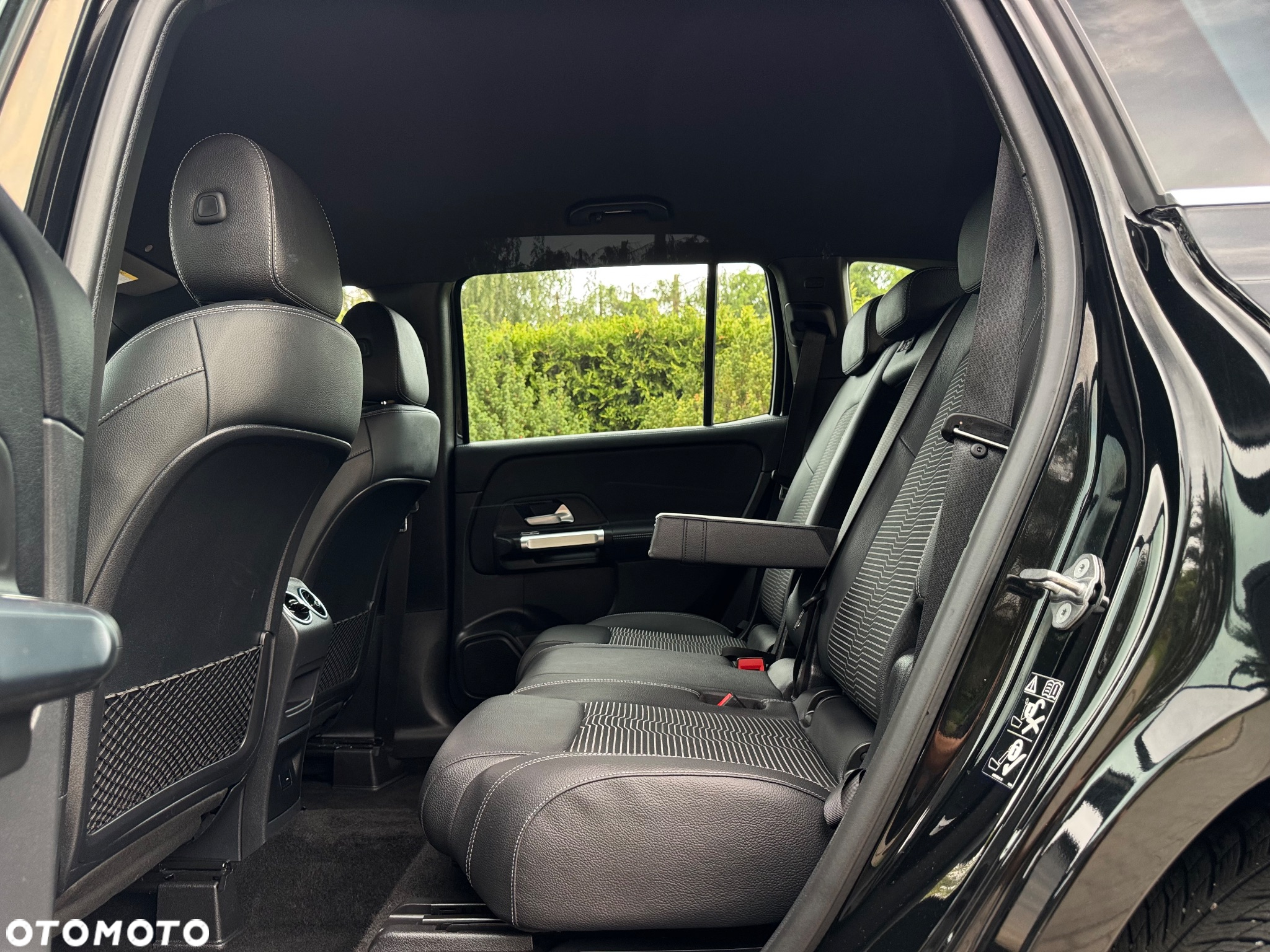 Mercedes-Benz GLB 200 d 8G-DCT Progressive Advanced - 24