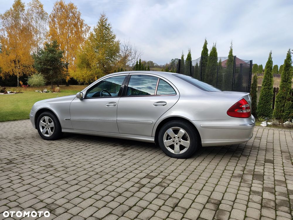 Mercedes-Benz Klasa E 270 CDI Avantgarde - 12