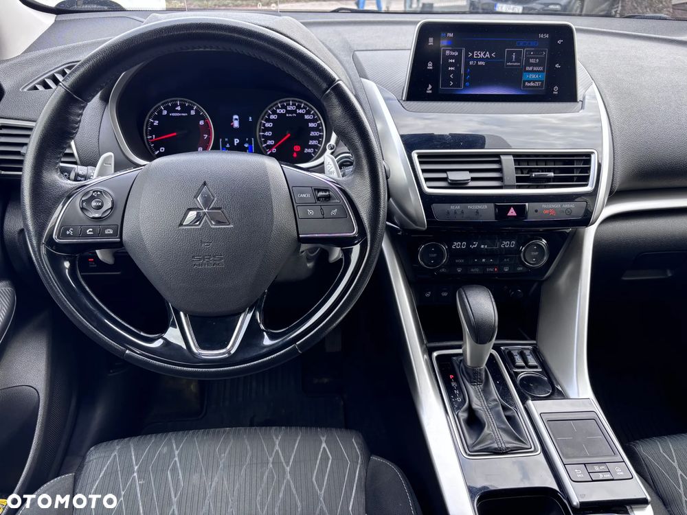 Mitsubishi Eclipse Cross 1.5 T Invite Plus CVT - 10