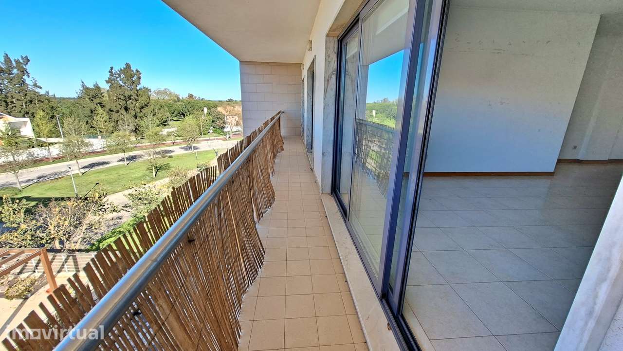 Apartamento T3 com 206m2  Box e 1 lugar estacionamento Pinhal Novo - Grande imagem: 4/17