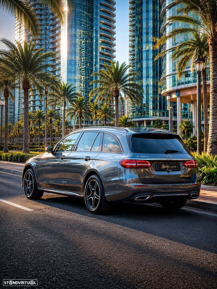 Mercedes-Benz E 300 de 4Matic 9G-TRONIC AMG Line - 1