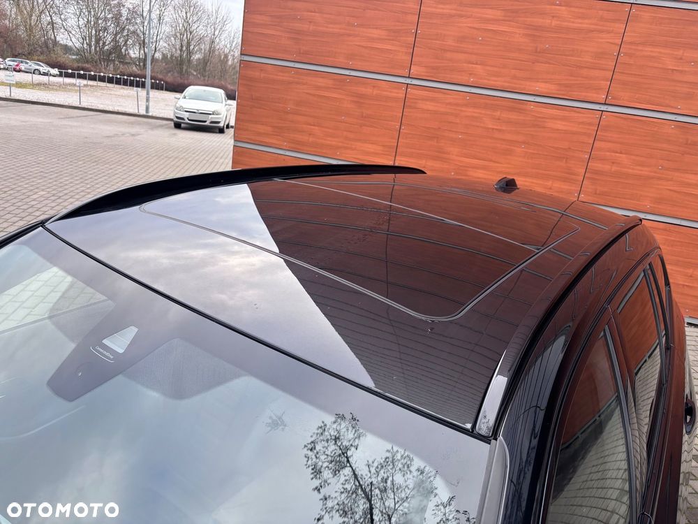 BMW Seria 3 320d xDrive M Sport Shadow sport - 10