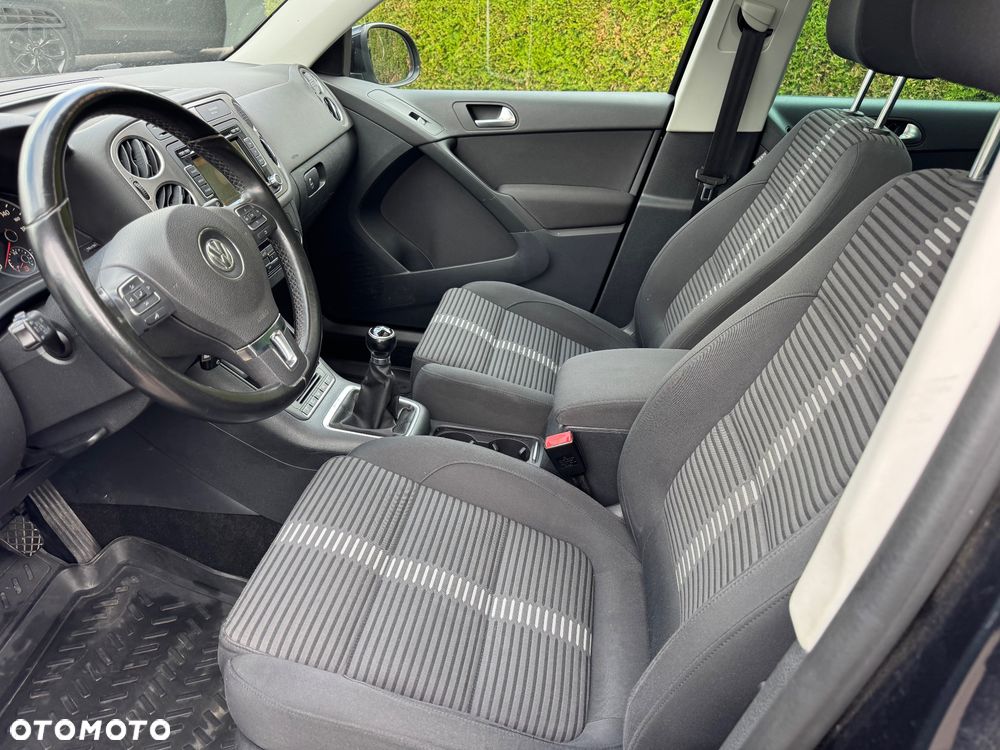 Volkswagen Tiguan 2.0 TDI DPF 4Motion BlueMotion Technology Track & Field - 17