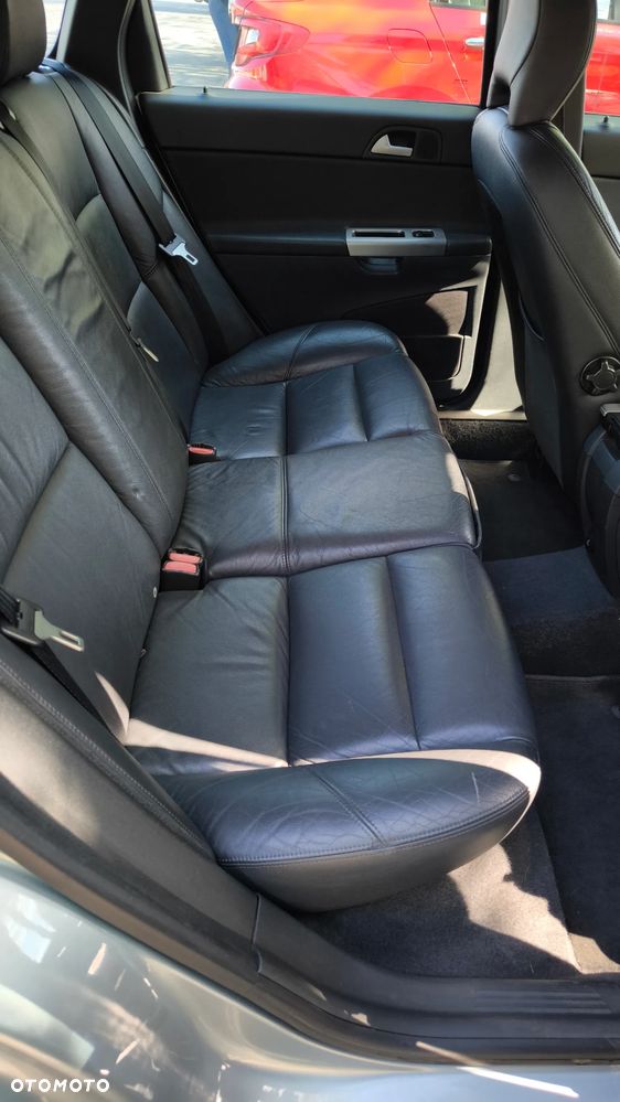 Volvo V50 1.6D Momentum - 11