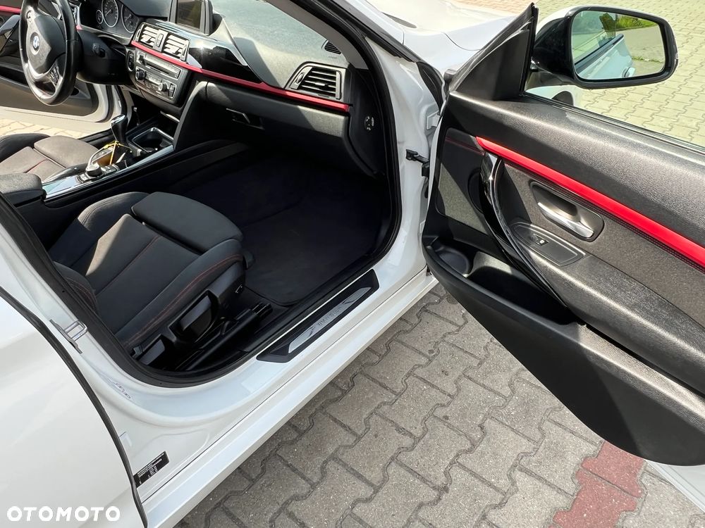 BMW 3GT 320d Sport Line - 12