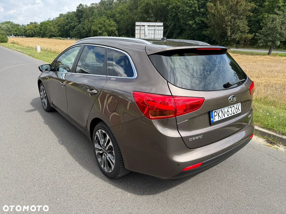 Kia Ceed 1.6 GDI DCT Platinum Edition - 38
