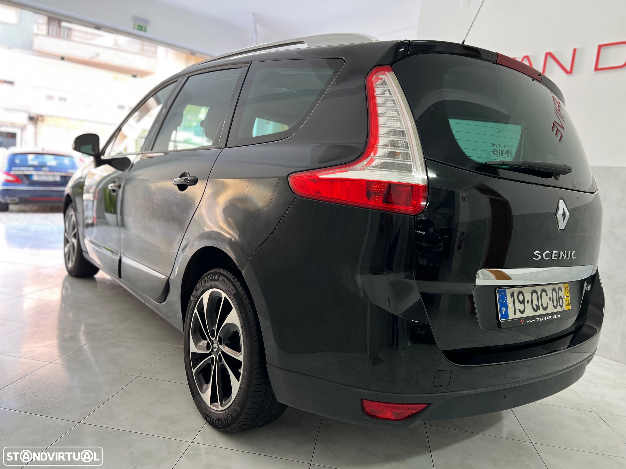 Renault Grand Scénic 1.5 dCi Bose Edition SS - 4