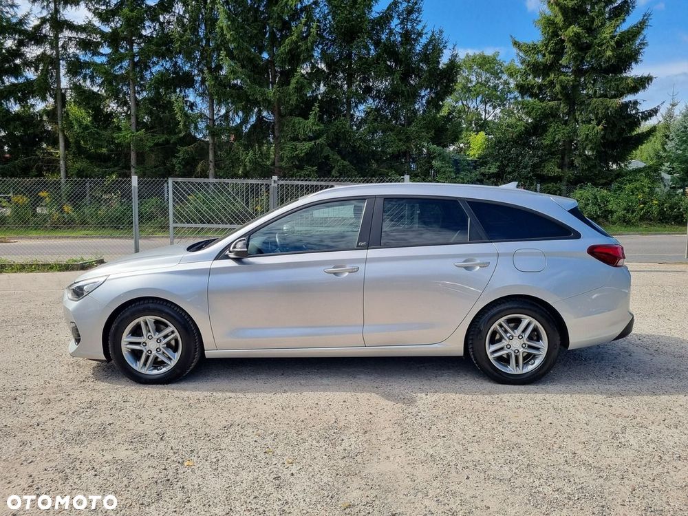 Hyundai i30 1.6 D GO - 8