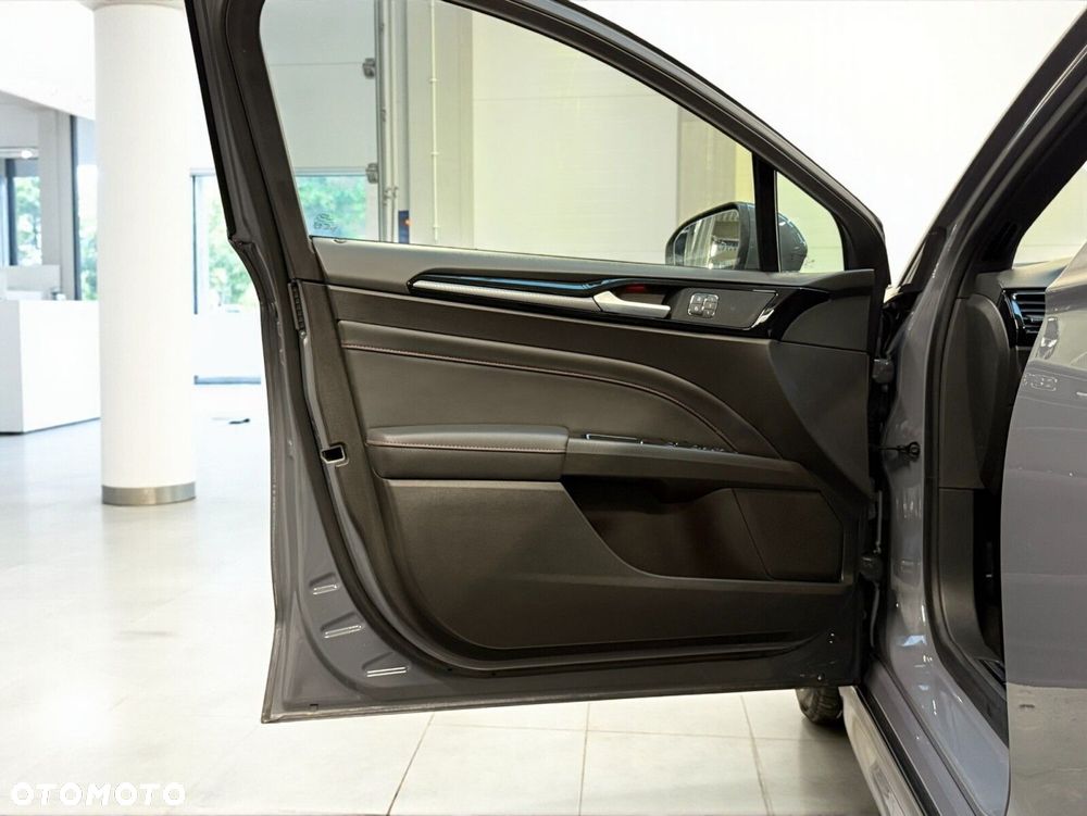 Ford Mondeo 1.5 EcoBoost ST-Line X - 15