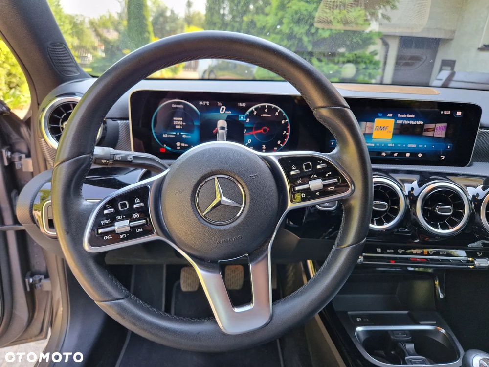 Mercedes-Benz Klasa A 200 7G-DCT - 24