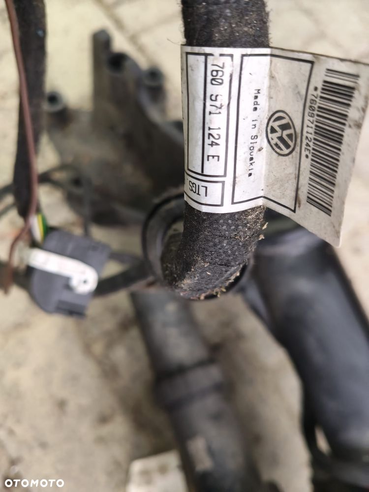 Hak Holowniczy VW Touareg III 760803881E - 5