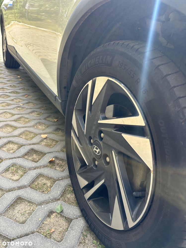 Hyundai Bayon 1.0 T-GDI Smart DCT - 10