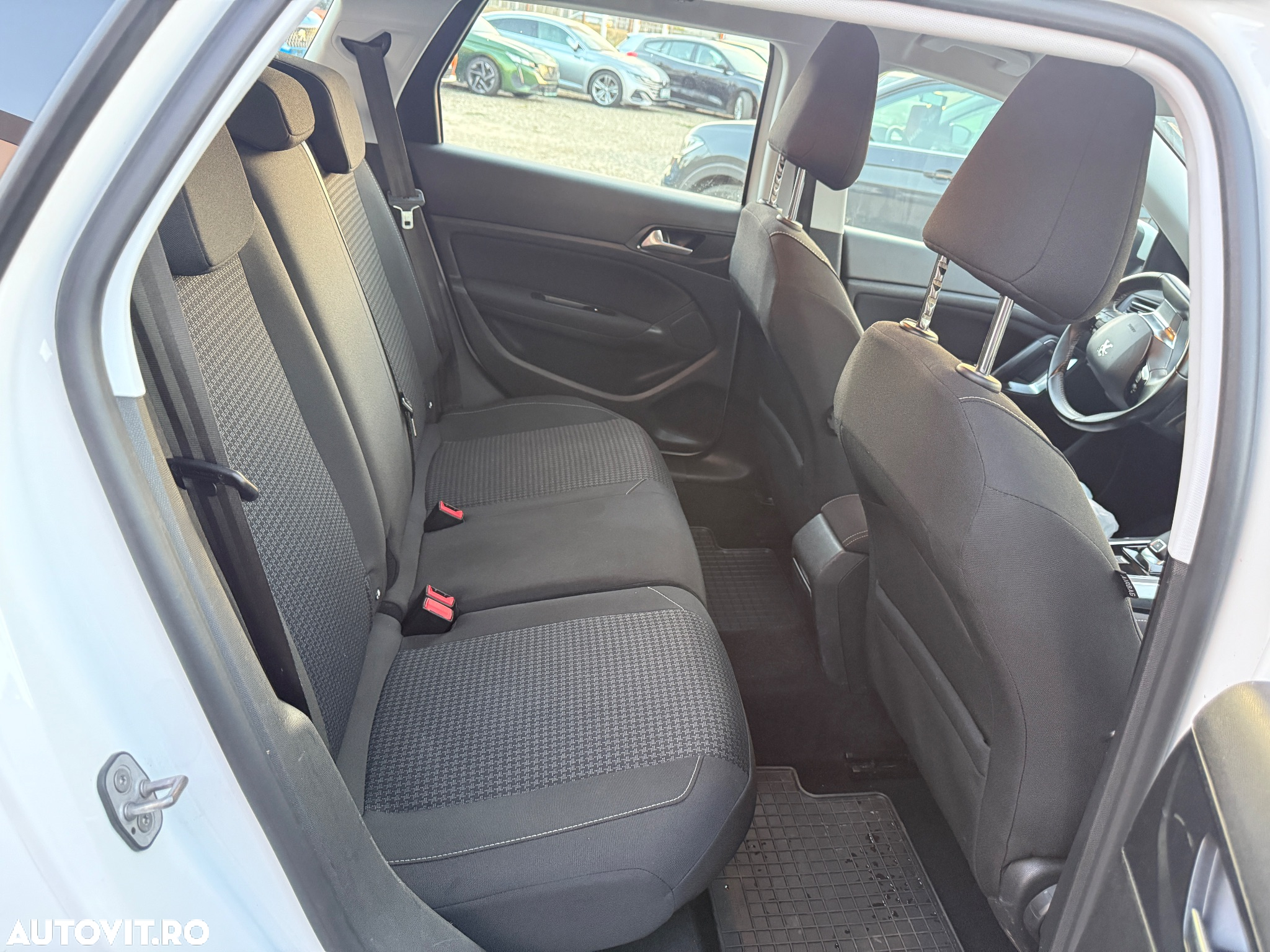 Peugeot 308 1.5 BlueHDi FAP STT EAT8 Active - 7